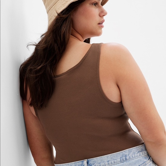 NWT Print Ribbed Gap Logo Tank Top Color: pink rose global large - Picture 2 of 2